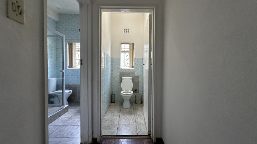 9 Bedroom Property for Sale in Stellenbosch Central Western Cape